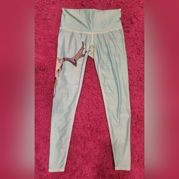 Teeki mint green skull yoga pants - Picture 1 of 3
